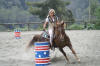Premier parcours de barrel racing effectu� par la jument Havanne et sa cavali�re.